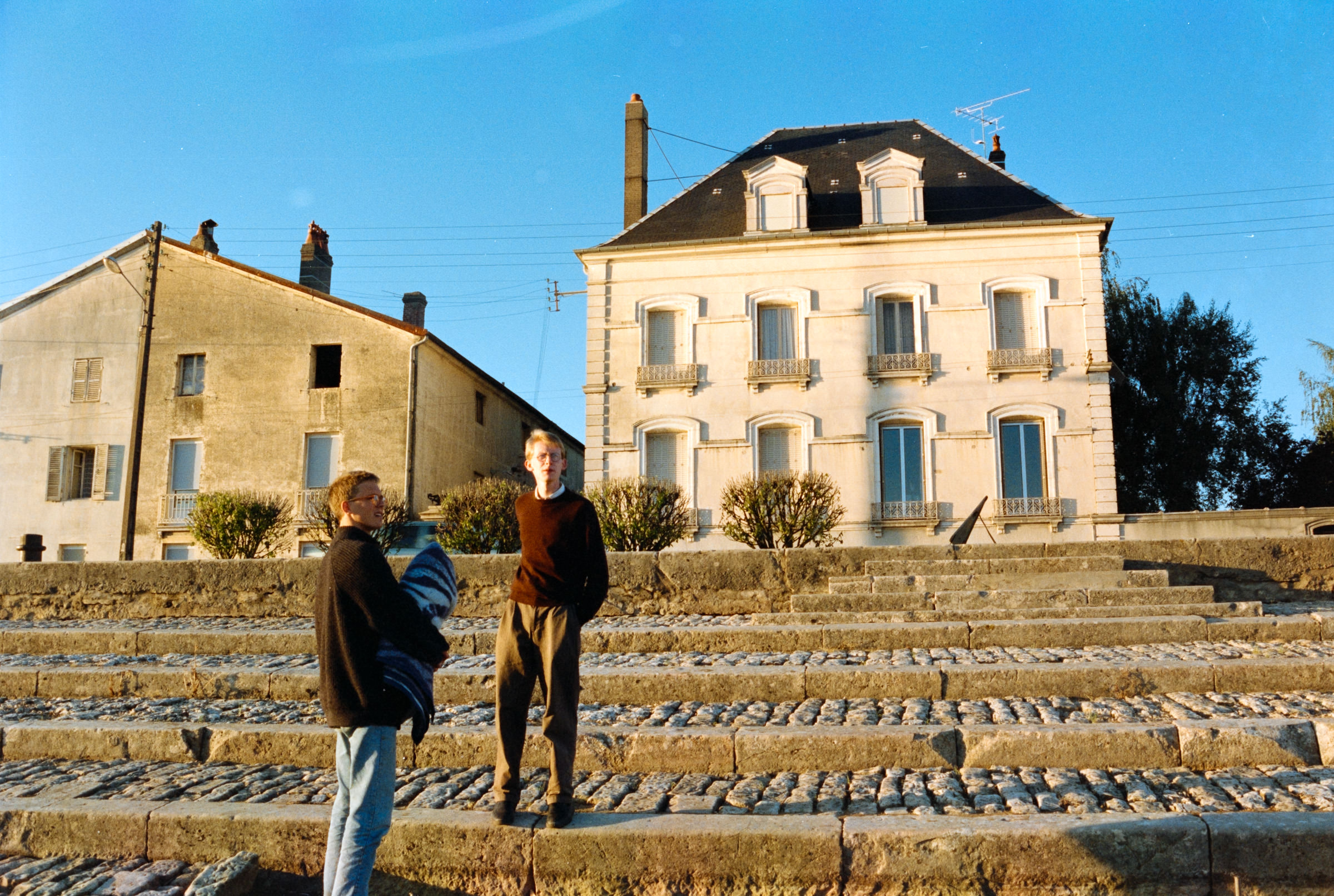 AHP F1990 09 008 sc240829 img07 NLP